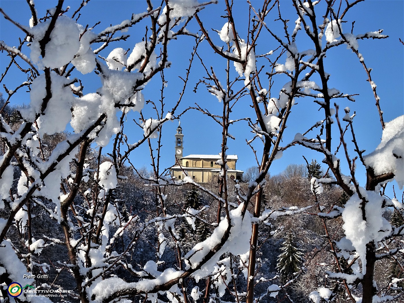 12 La neve si sta sciogliendo al sole.JPG